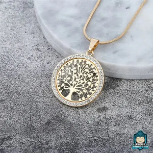 Collier-Arbre-de-Vie-Couleur-.Argent-incruste-de-strass-sur-fond-gris-La-Maison-de-Bouddha