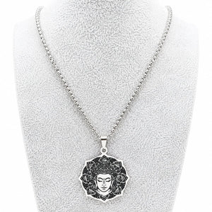 Collier zen Bouddha argenté avec pendentif floral style mandala La Maison de Bouddha