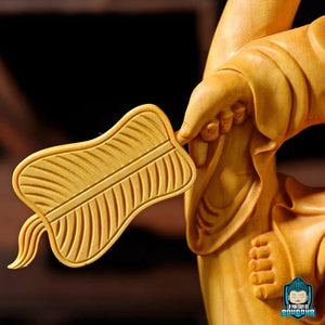 Statue-Bouddha-Rieur-Budai-en-Bois-de-Buis-Chance-et-Prosperite-photo-détail-de-l-eventail-La-Maison-de-Bouddha