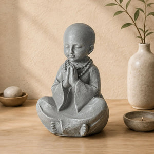 Statuette Moine Bouddhiste en Résine La Maison de Bouddha