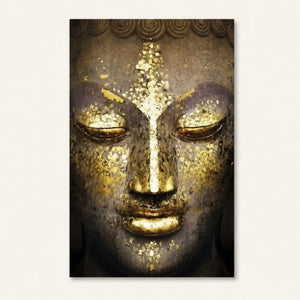 Tableau Bouddha Or au visage doré présenté sur fond uni clair