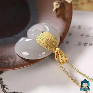 Pendentif Éléphant Jade