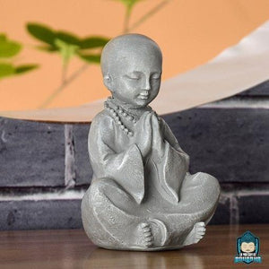 Statuette Moine Bouddhiste en Résine  La Maison de Bouddha