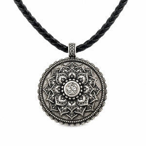 Collier Charms Lotus Blanc  La Maison de Bouddha