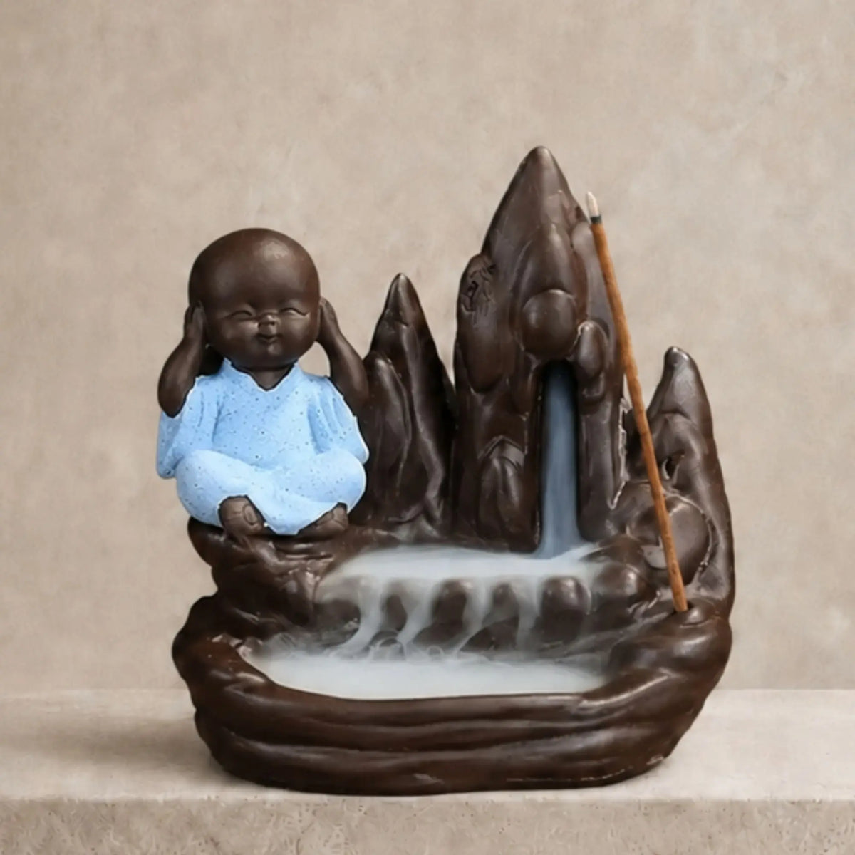 zoom Porte-encens Moine de la Sagesse en céramique avec robe bleue et cascade de fumée