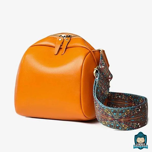 Sac-à-Main-Cuir-Bandoulière-Ethnique-cuir-de-vache-version-orange-citrouille-bandoulière-réglable-motif-ethnique-La-Maison-de-Bouddha