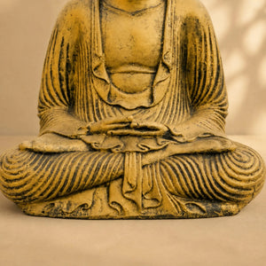 Statue Bouddha Assis Dorée en Béton – 42 cm  La Maison de Bouddha