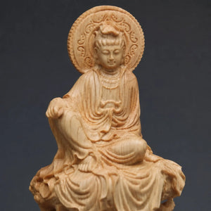 Statue Guanyin Assise sur Arbre en Buis Jaune – 20 cm 200044142 La Maison de Bouddha