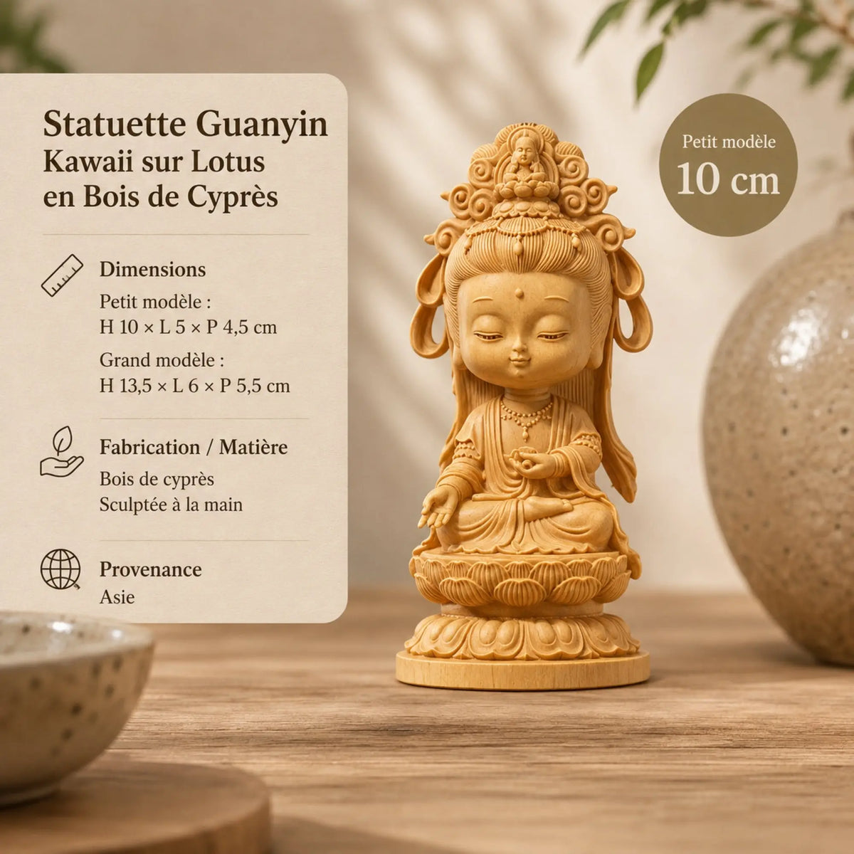 Statuette Guanyin Kawaii sur Lotus en Bois de Cyprès 200044142 La Maison de Bouddha