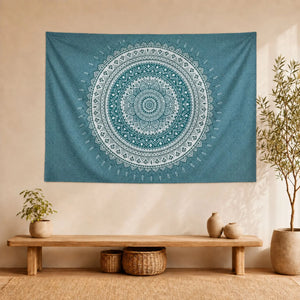 Tenture murale mandala bleu et blanc à grand motif circulaire géométrique