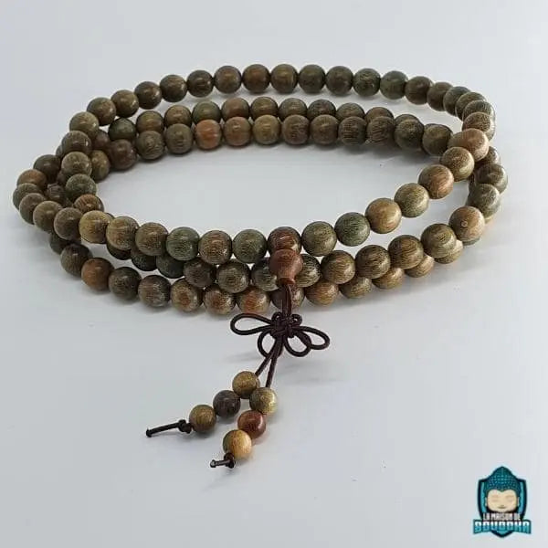 Bracelet mala tibétain de 108 perles en bois de santal  La Maison de Bouddha